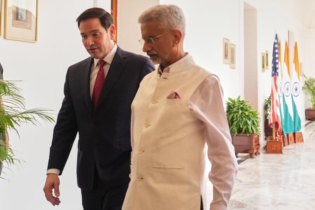 US, India Sign Critical Minerals and Rare Earths Mining Pact