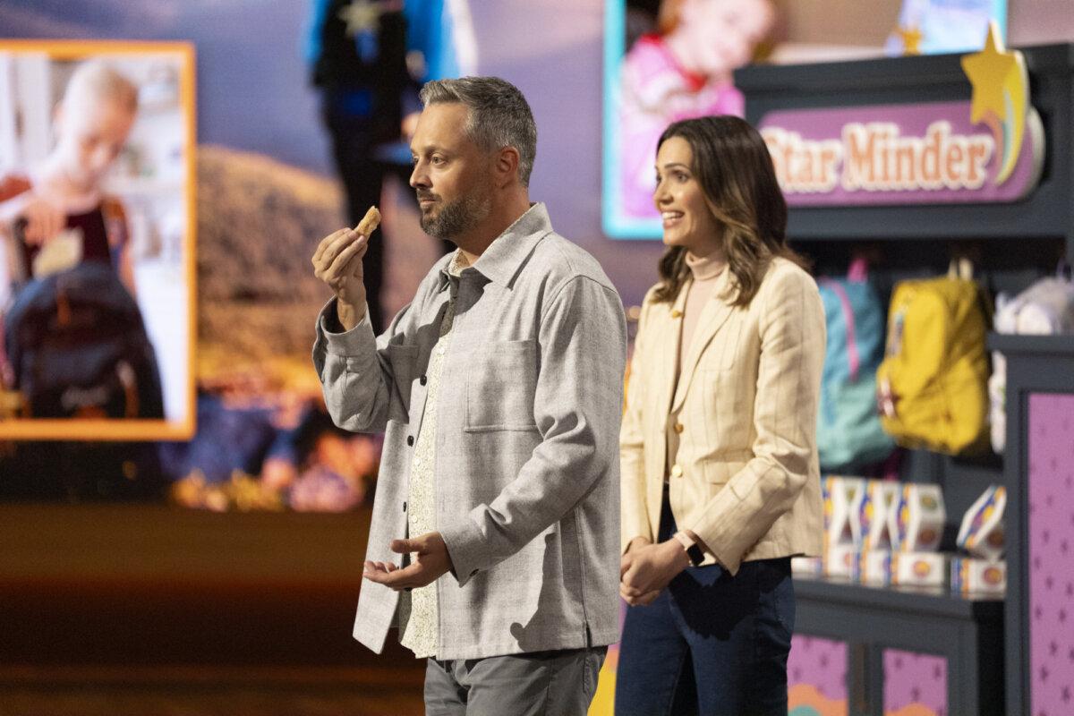 Nate (Nate Bargatze) and Katie Wilcox (Mandy Moore), in “The Breadwinner.” (TriStar Pictures)