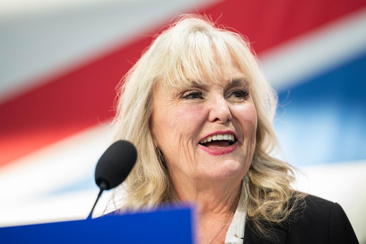 Kerry-Lynne Findlay Wins BC Conservative Leadership on Fourth Ballot
