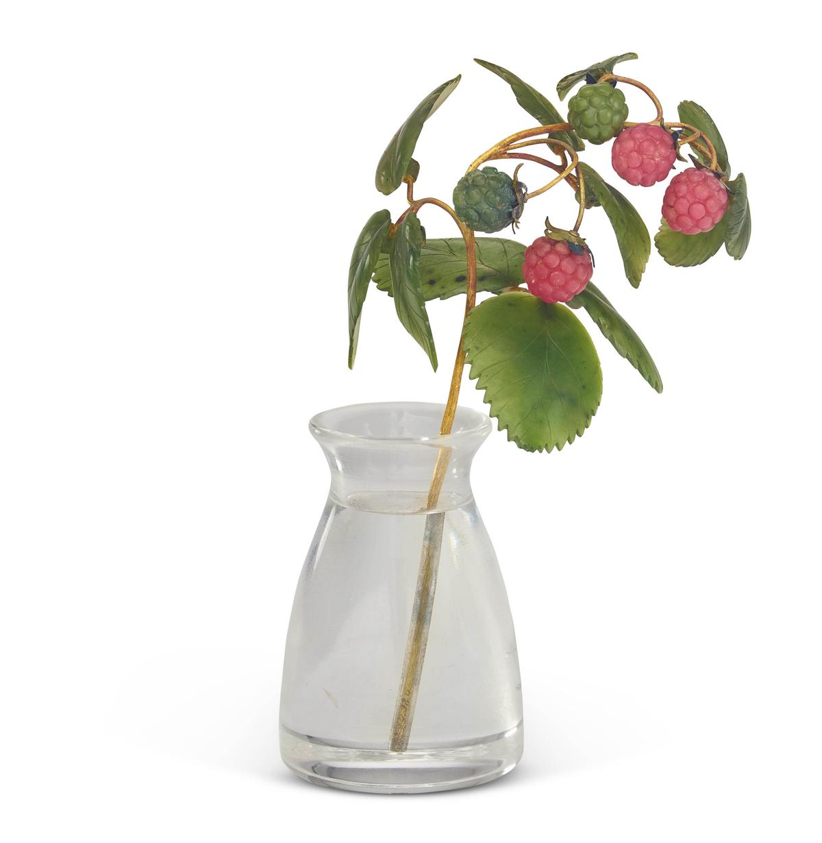 A study of a raspberry, circa 1900, by Fabergé, Saint Petersburg. Enamel, gold, hardstone; 4 3/4 inches. (Christie’s)