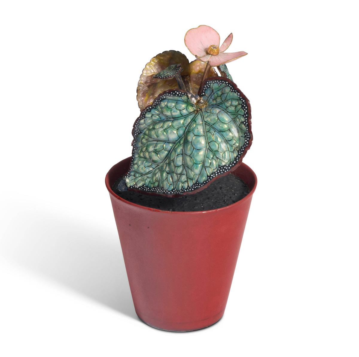 A study of a begonia, 1899–1904, by Fabergé, Saint Petersburg. Jeweled enamel, gold, silver; 4 3/8 inches. (Christie’s)