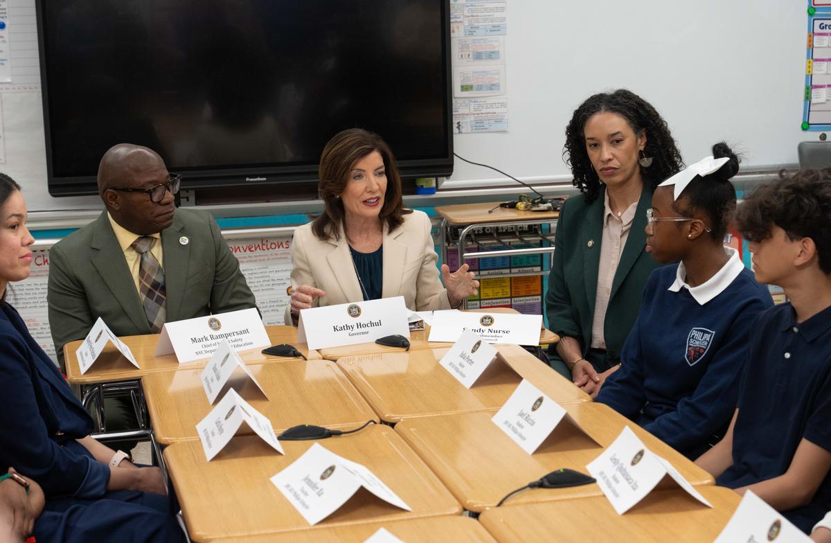New York Banned Phones in School—Teachers Say Kids Are Social Again