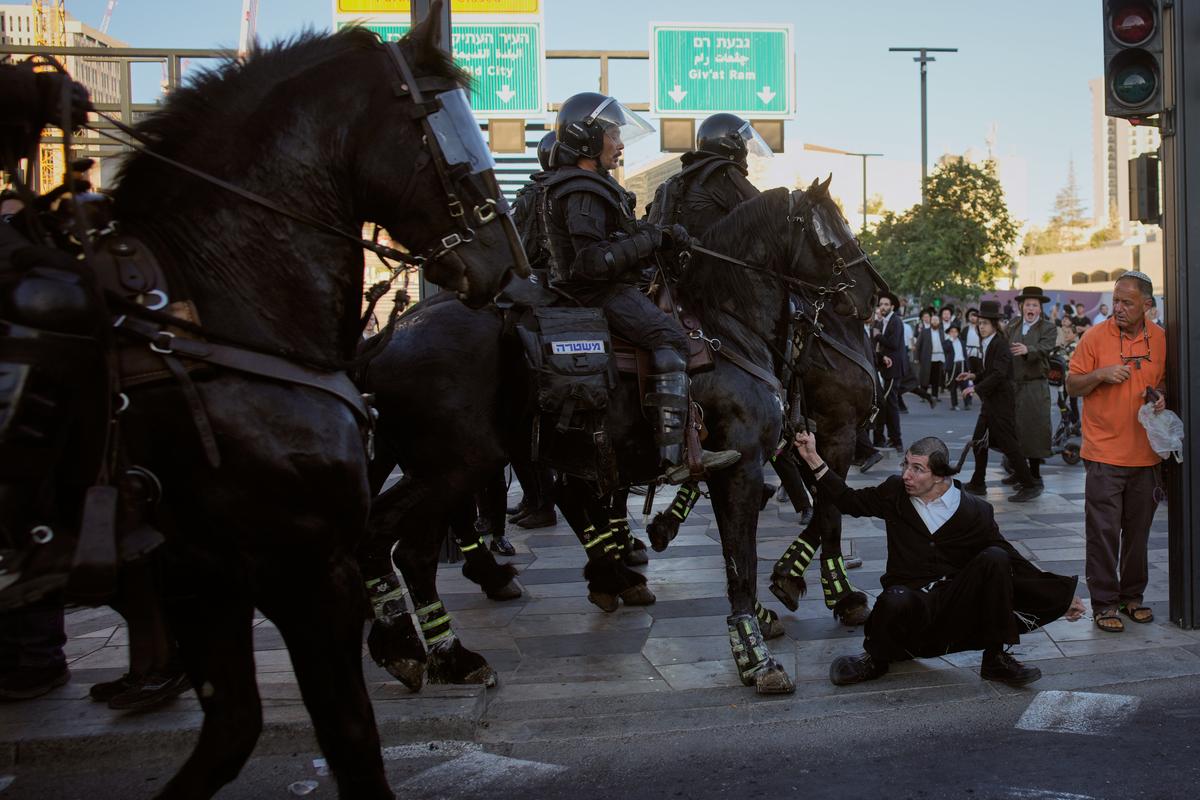 Ultra-Orthodox Jews Clash With Israeli Police Over Military Conscription