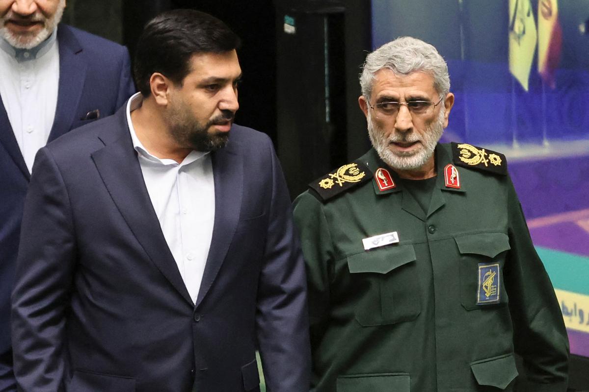 Iranian Intelligence Official Warns of Red Sea Blockade as Tensions Simmer