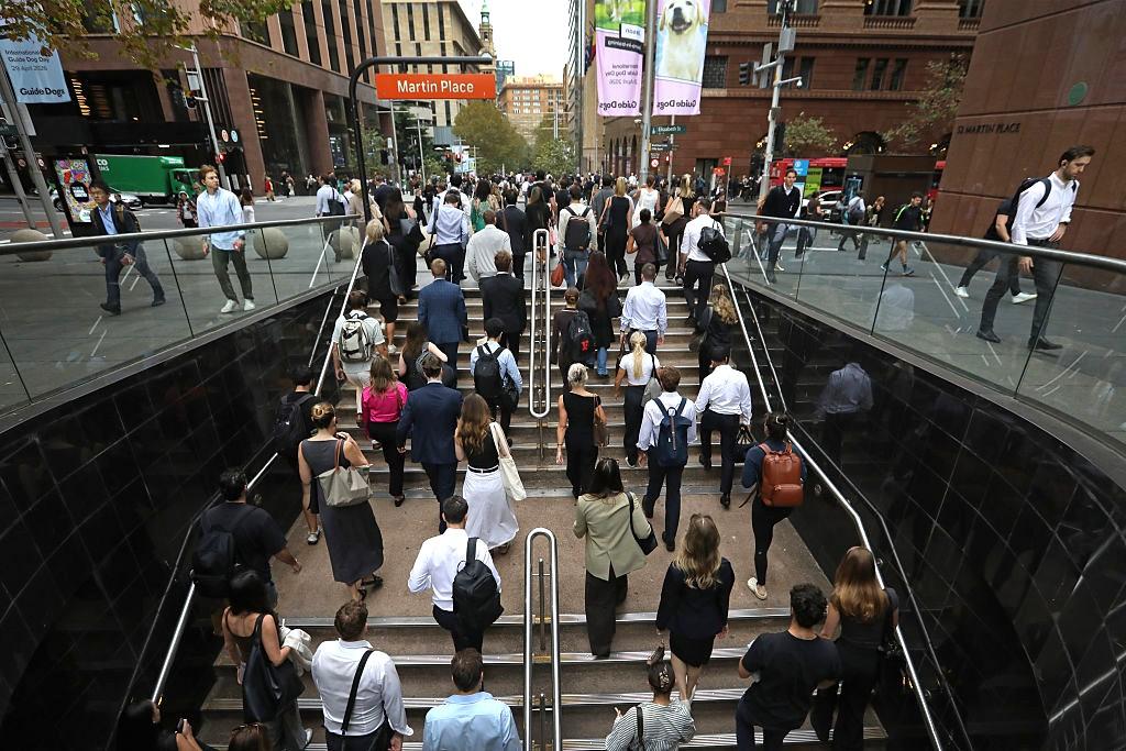 1 Migrant Every 59 Seconds: Australian Population Reaches 28 Million