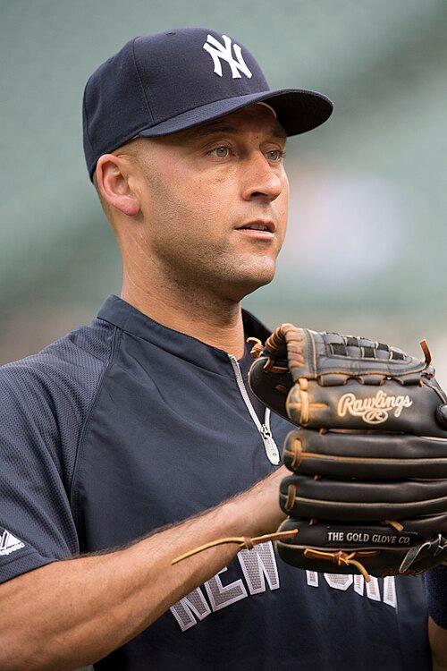 Throughout his entire 20-year Hall of Fame career with the New York Yankees, Derek Jeter used the Rawlings Heart of the Hide PRODJ2 glove. (CC BY-SA 2.0)