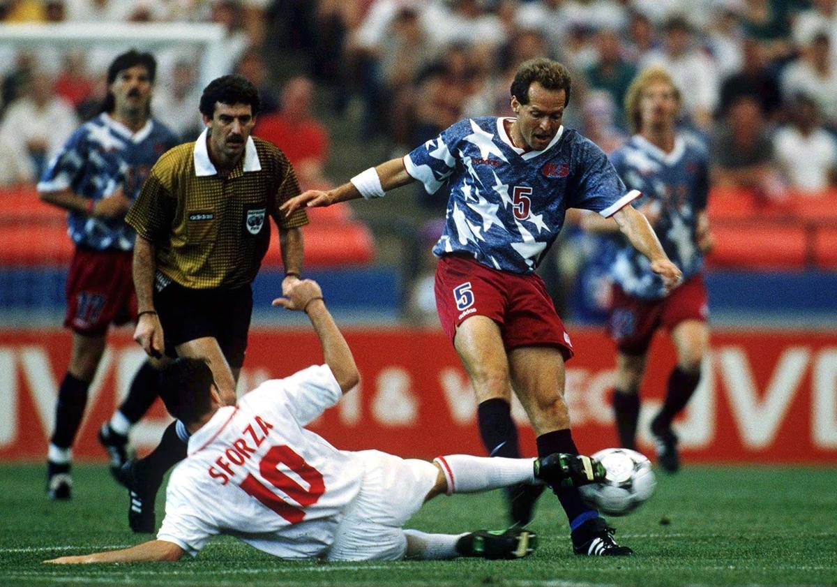 WORLD CUP 1994 Detroit, USA - SUI 1:1 (Lutz Bongarts/Bongarts/Getty Images)
