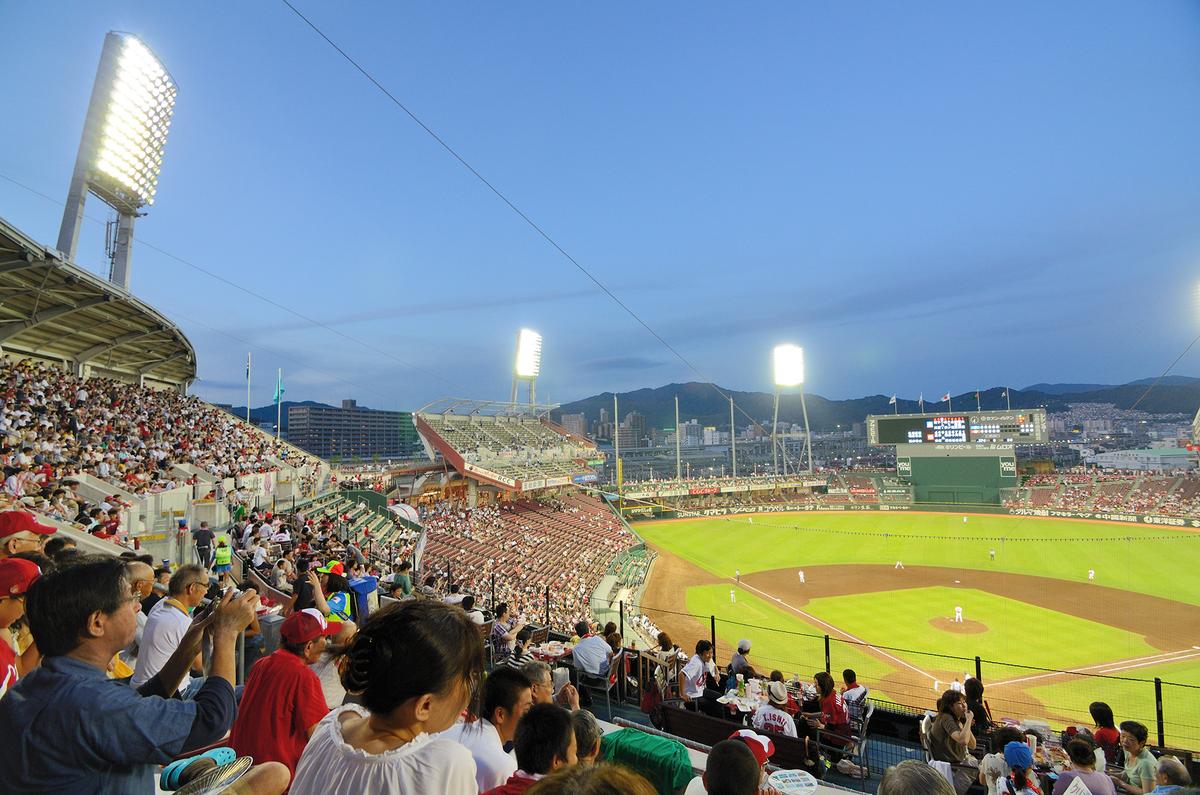 The Hiroshima Toyo Carp versus the Yokohama DeNA BayStars at Mazda Stadium on July 14, 2011. (Sean Pavone/Shutterstock)