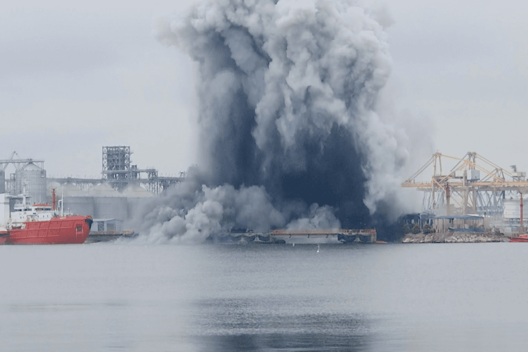 Ukrainian Drone Explodes in Romanian Port, Kyiv Blames Russia
