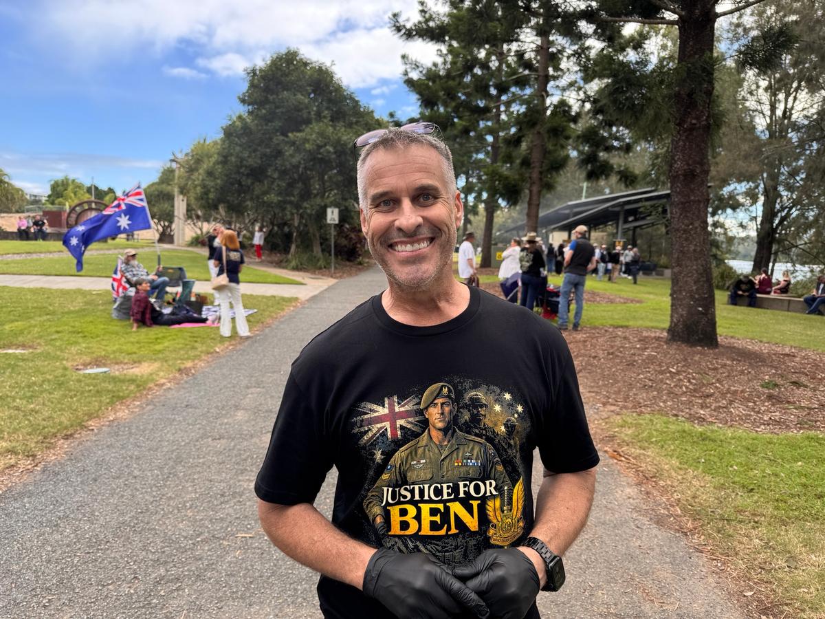 Lawrence Henzell, founder of Australia First Co, organised a barbecue to show support for Ben Roberts-Smith in Brisbane, Australia on June 7, 2026. (Daniel Y. Teng/The Epoch Times)