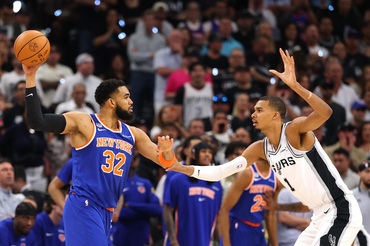 New York Anticipating Possible Knicks Party 53 Years in the Making