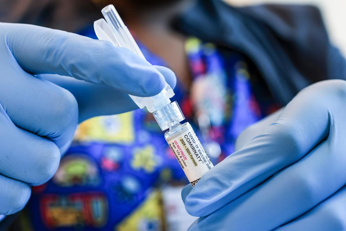 OB-GYN Group Recommends 4 Vaccines During Pregnancy, Diverging From CDC