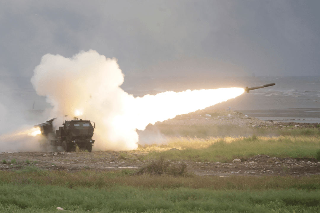 Taiwan Test-Fires Mobile US-Made HIMARS Rocket System