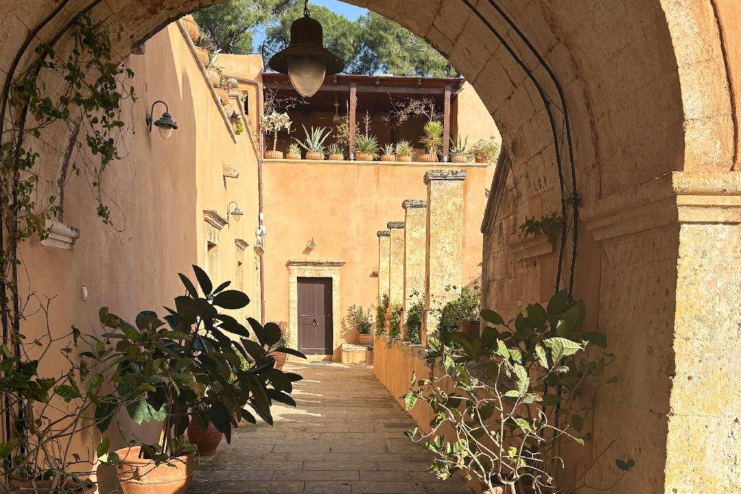 Cruising the Greek Islands: Rhodes, Santorini, and Crete