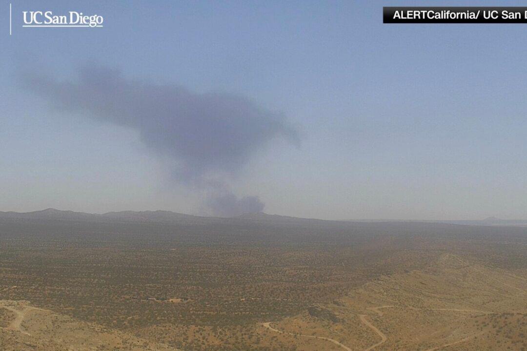 B-52 Bomber Crashes at Edwards Air Force Base in California, Base Says