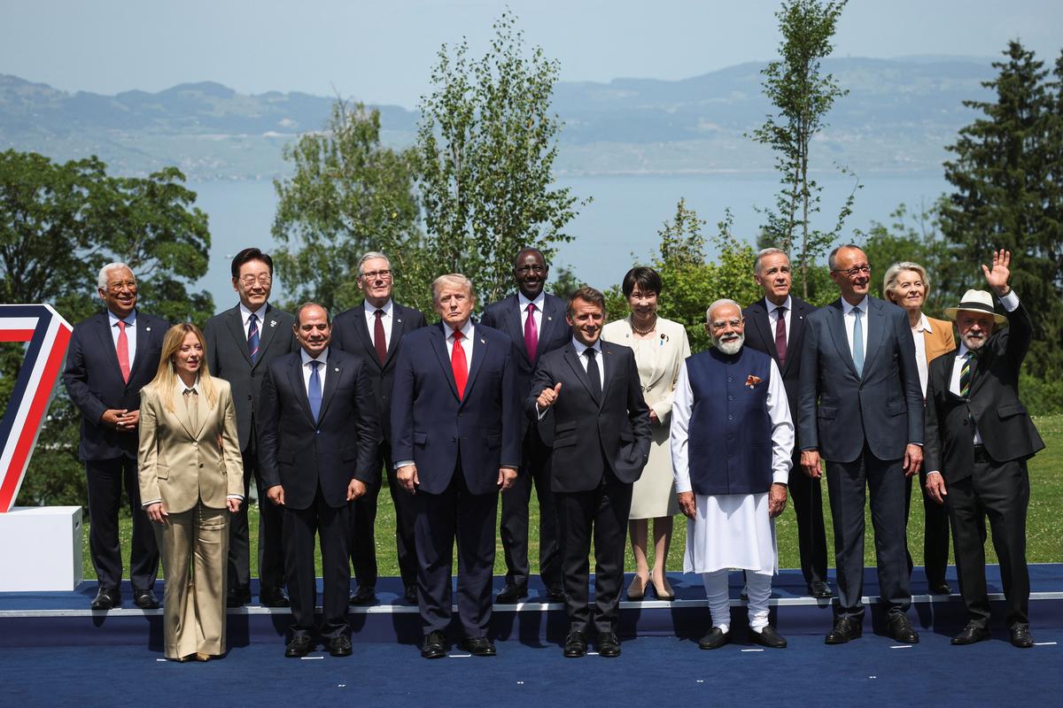 Iran, Ukraine Dominate Trump’s First Day at G7 Summit in France