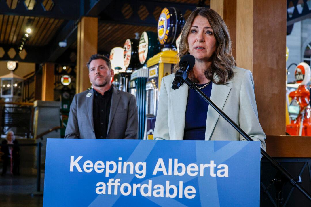 Alberta to Send Out $100 Energy Rebate to 3.4 Million Residents to Help Offset High Fuel Prices