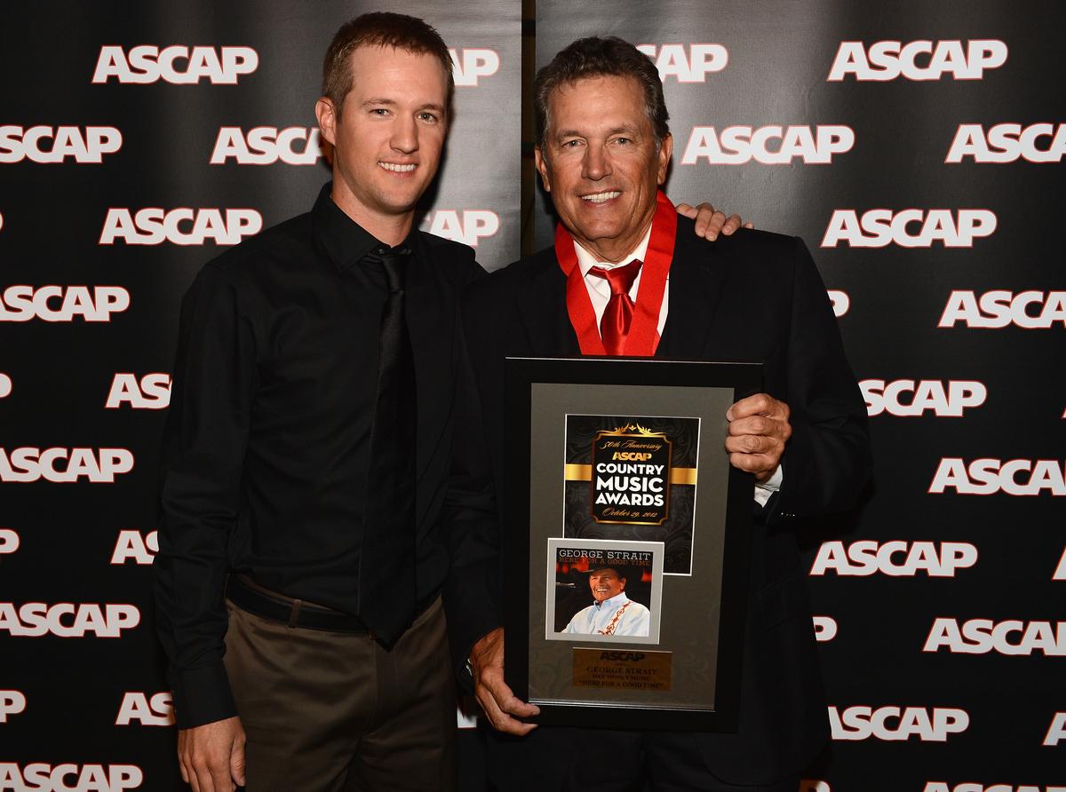 Bubba Straight (Left) and George Strait pose with award at the 50th Annual ASCAP Country Music Awards in Nashville, 2012. (Rick Diamond/Getty Images)