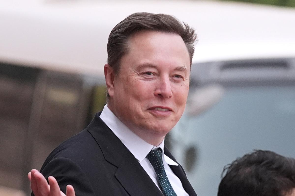A Trillionaire to Celebrate