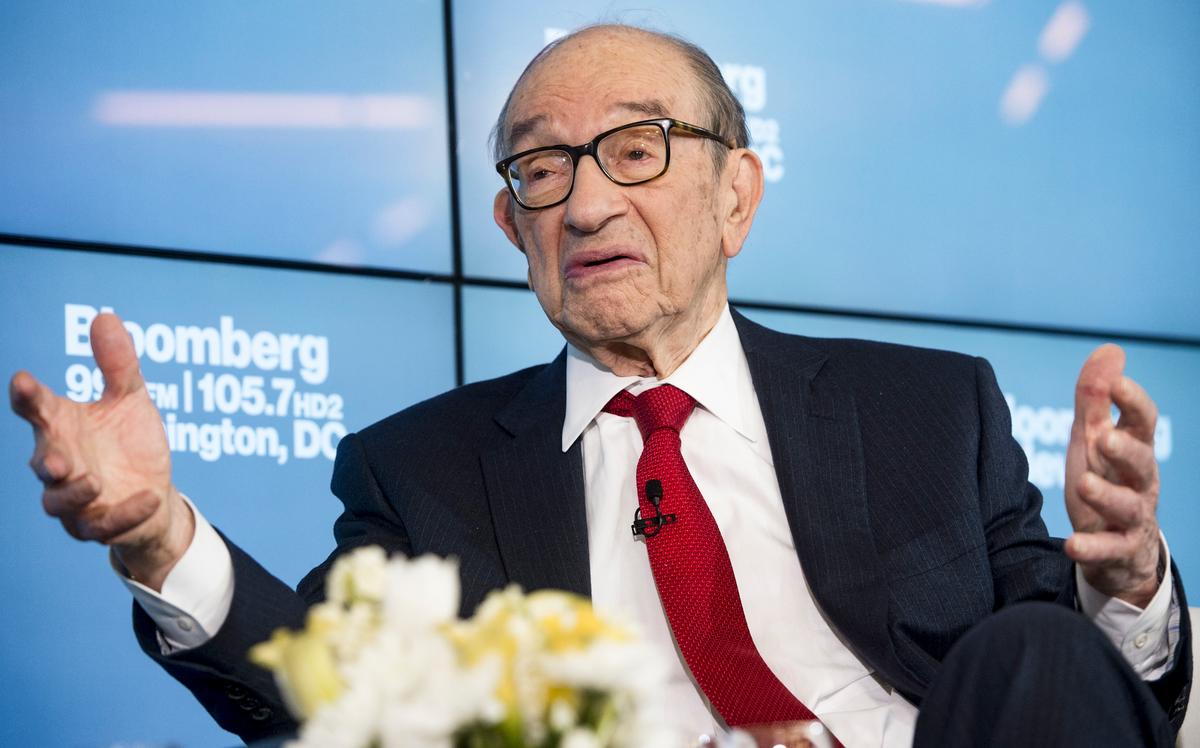 Alan Greenspan, Former Federal Reserve Chairman, Dies at 100
