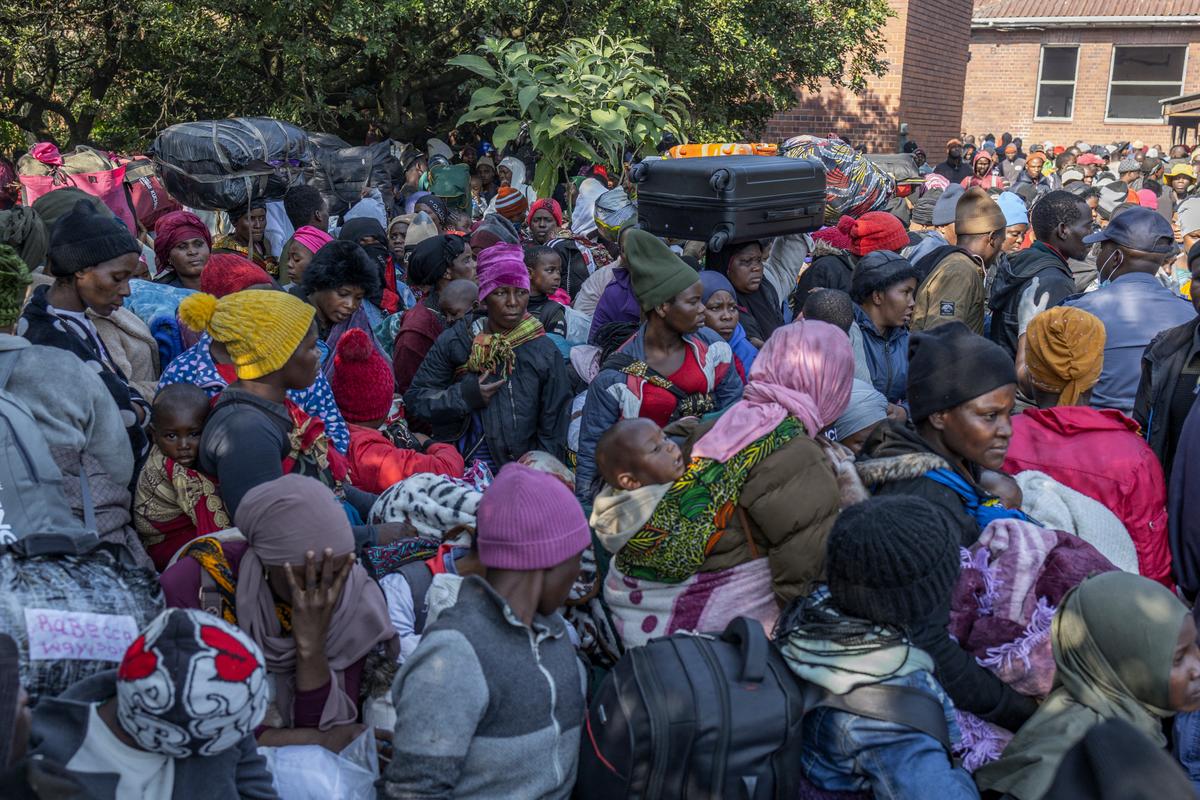 Day in Photos: Malawi Nationals Evacuated, OAS General Assembly in Panama, and French Memorial Ceremony