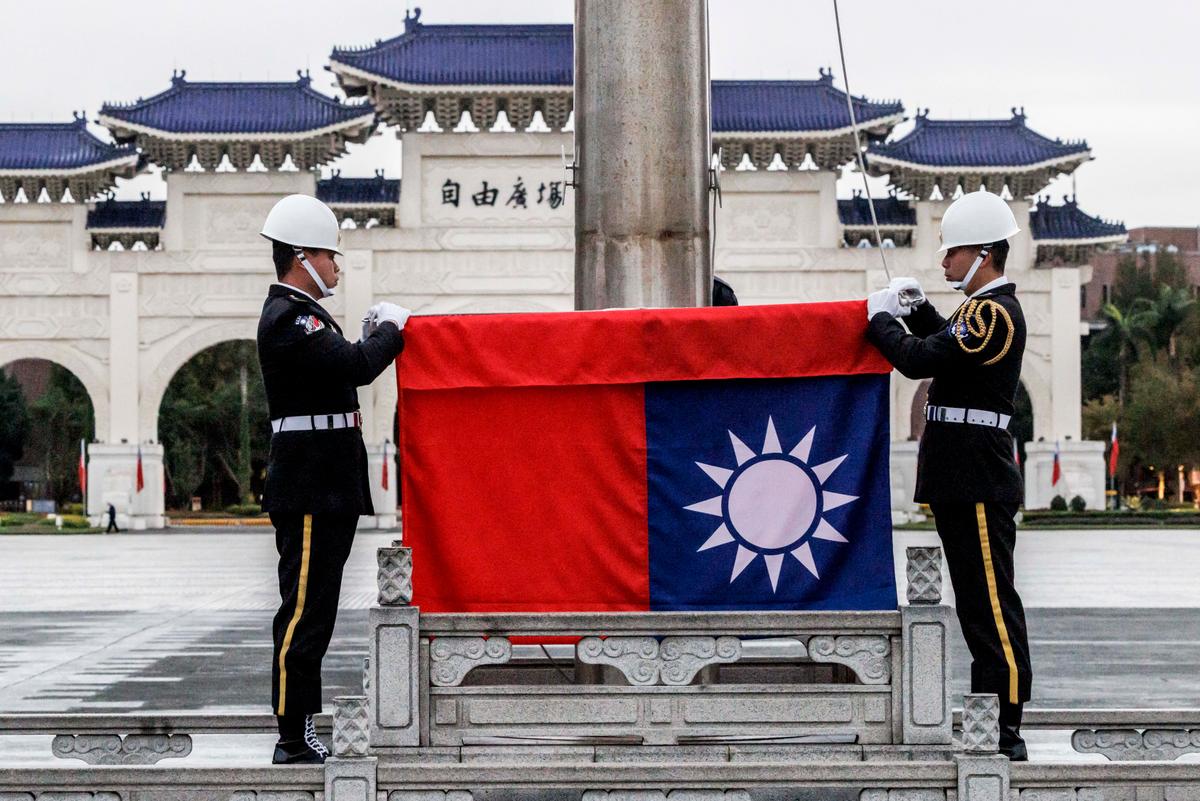 US Urges States, Businesses to Expand Taiwan Ties Amid Chinese Pressure