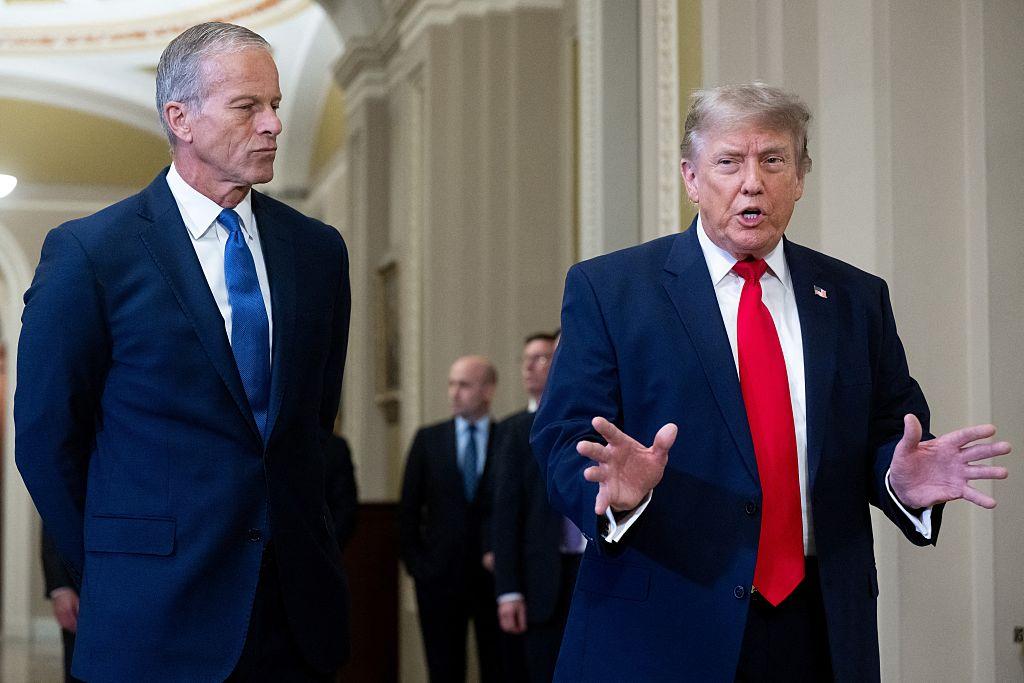 Trump Orders Justice Dept. to Probe Oil Companies; Former NYC Mayor’s Chief of Staff Arrested