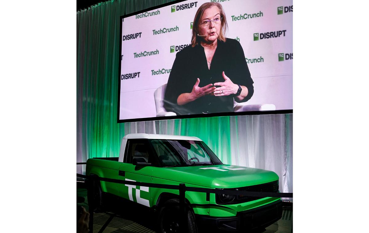 Slate Auto’s $24,950 Minimalist EV Truck Set to Hit Market in 4th Quarter