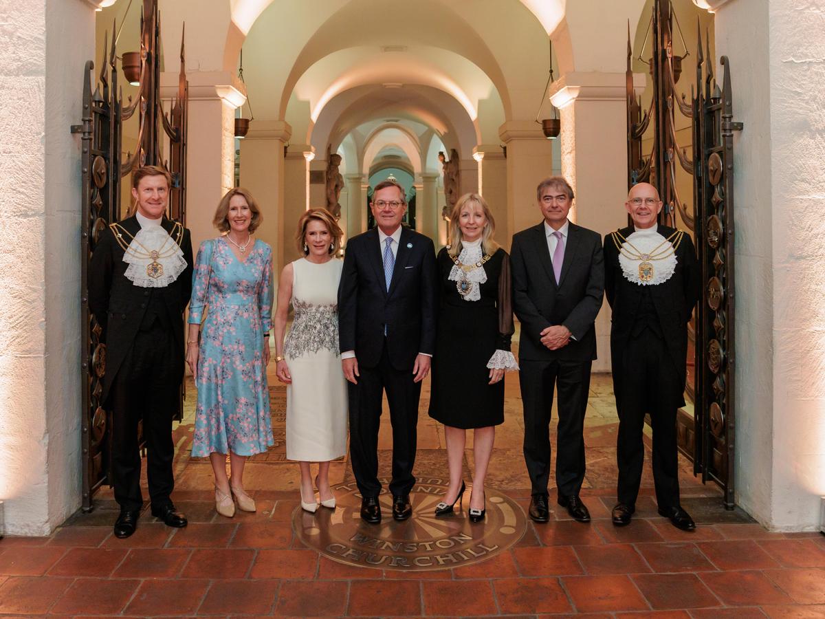 The U.S. Ambassador to Britain, Warren Stephens (C-L) and Dame Susan Langley, the Lady Mayor of the City of London (C-R) at a ceremony to mark the 250th anniversary of American independence in St. Paul's Cathedral in London on June 23, 2026. (City of London Corporation)