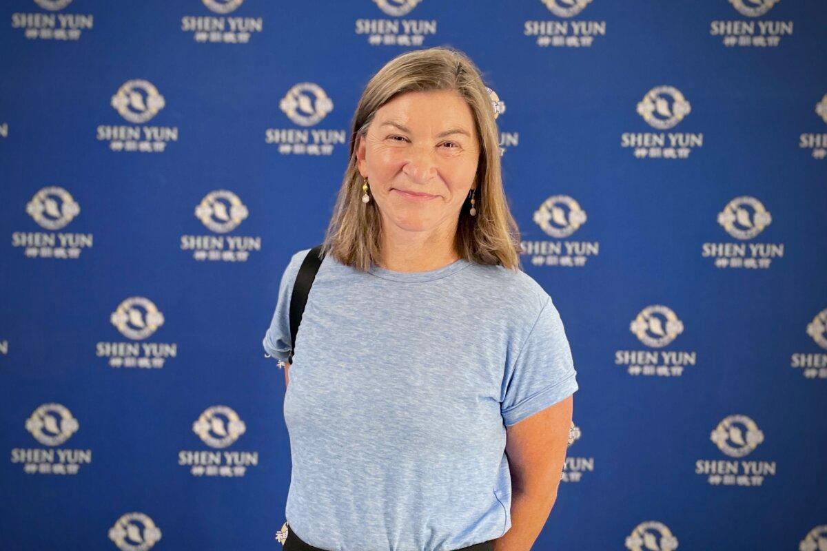 Tammy Peterson enjoyed Shen Yun Performing Arts at the Four Seasons Centre for the Performing Arts in Toronto on June 28, 2026. (Allen Zhou/The Epoch Times)