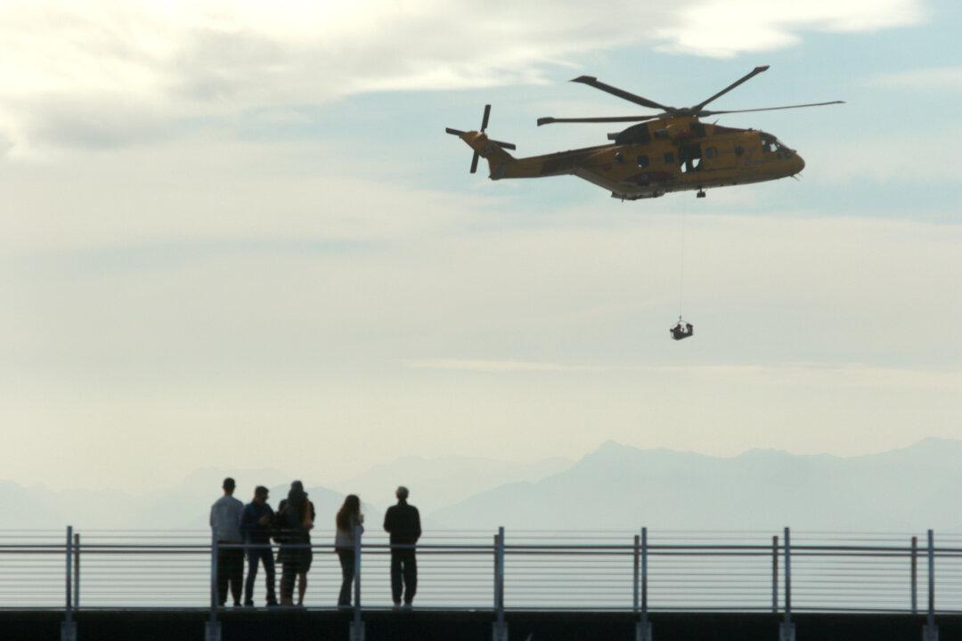 Search for Six After Charter Boat Sinks in Strait of Georgia Off BC, Four Rescued