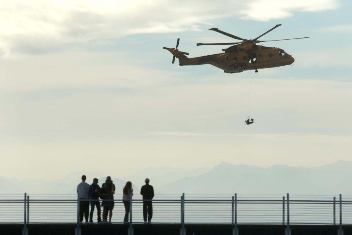 Rescue Officials Suspend Search for Six After Charter Boat Sinks Off BC