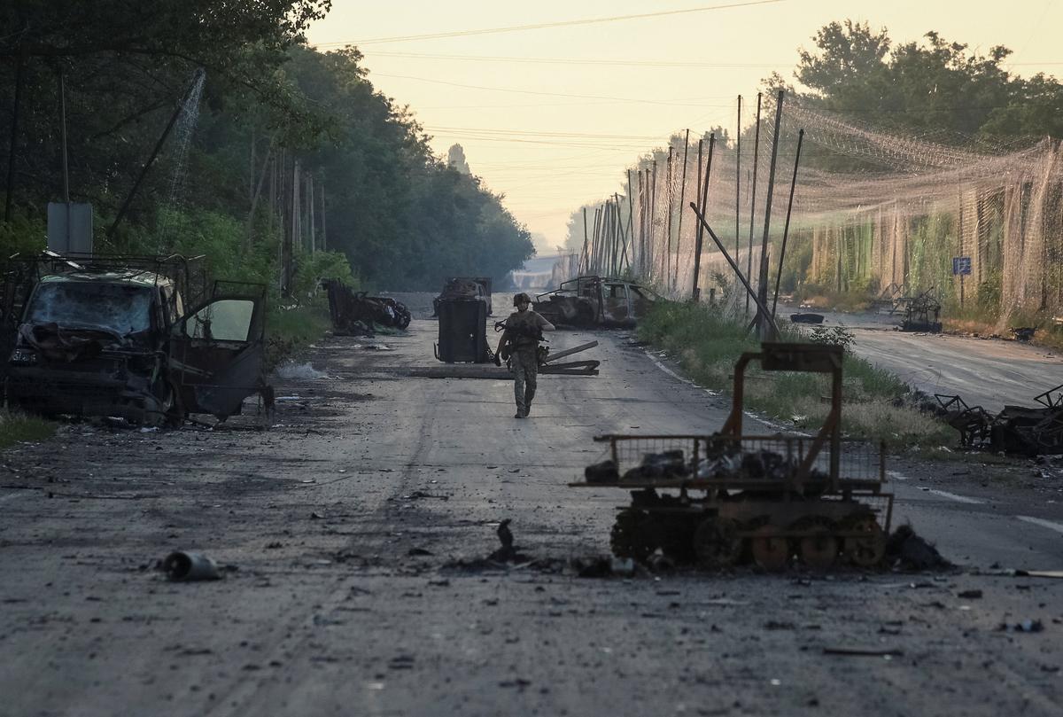 Ukraine Hits 2 Russian Oil Refineries as Moscow Launches Attacks Across Ukraine