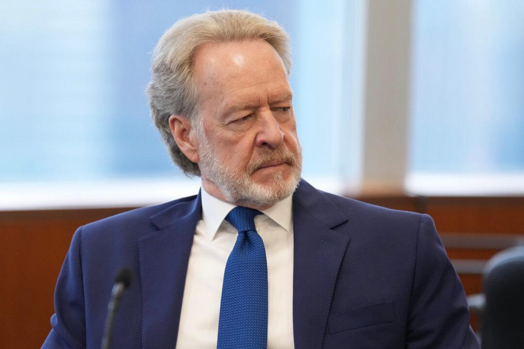 Canada’s Former Trade Chief Expects No Tariff Deal Before US Midterms