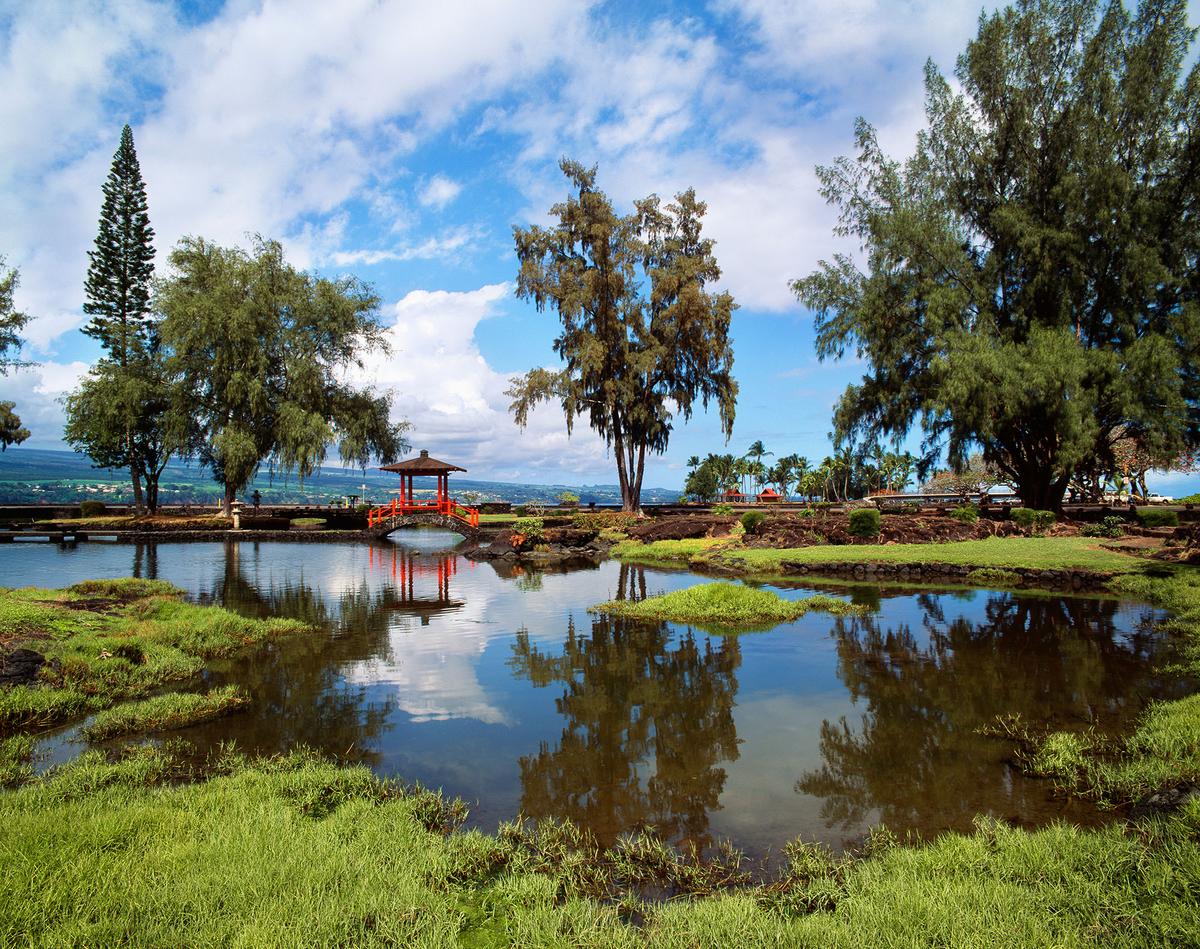 Lili'uokalani Gardens is the largest authentic Japanese garden outside Japan and commemorates the longstanding ties between Hawaii and Japanese immigrants. (Atlantide Phototravel/Getty Images)
