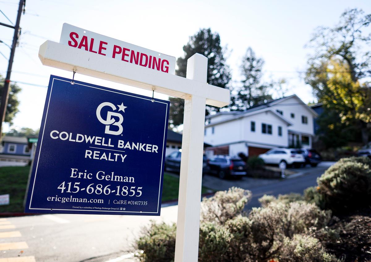 Home List Prices See Largest Decline in Nearly 10 Years in June: Report