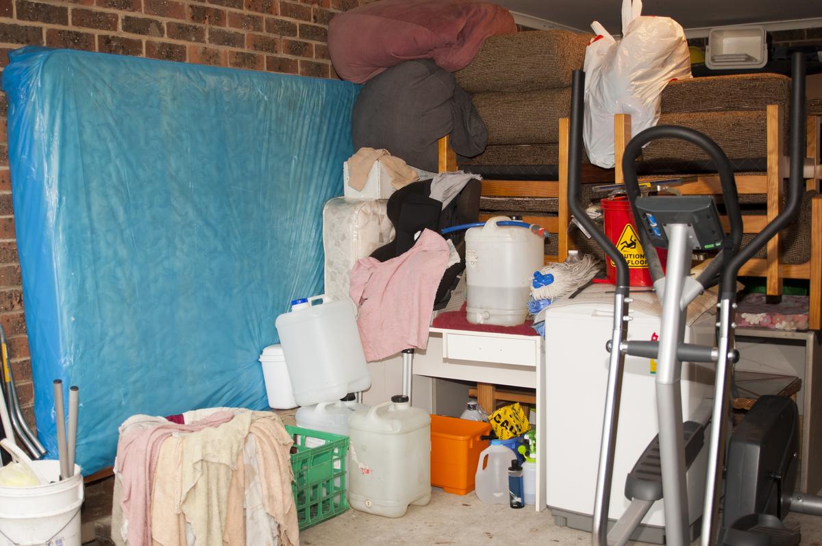 10 Tips to Declutter Your Home