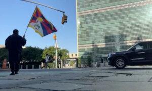 Tibetan Man Sets Himself on Fire Outside UN Headquarters in New York