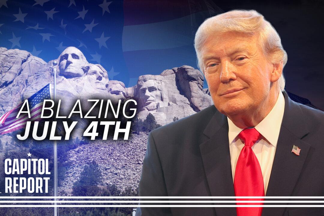 Nation Celebrates July 4th Despite Extreme Heat; Mount Rushmore Lights Up for America’s 250th