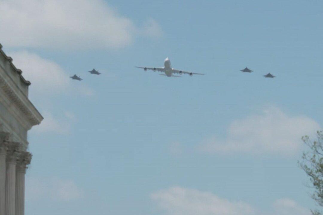 Flyover practices in DC Ahead of 4th of July Programming