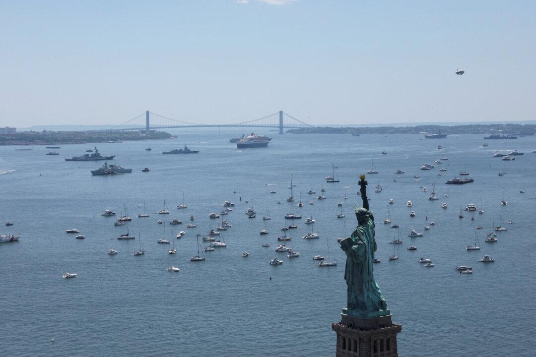 Vessel Ejected From NYC 250th Parade Over Politically Charged Banners