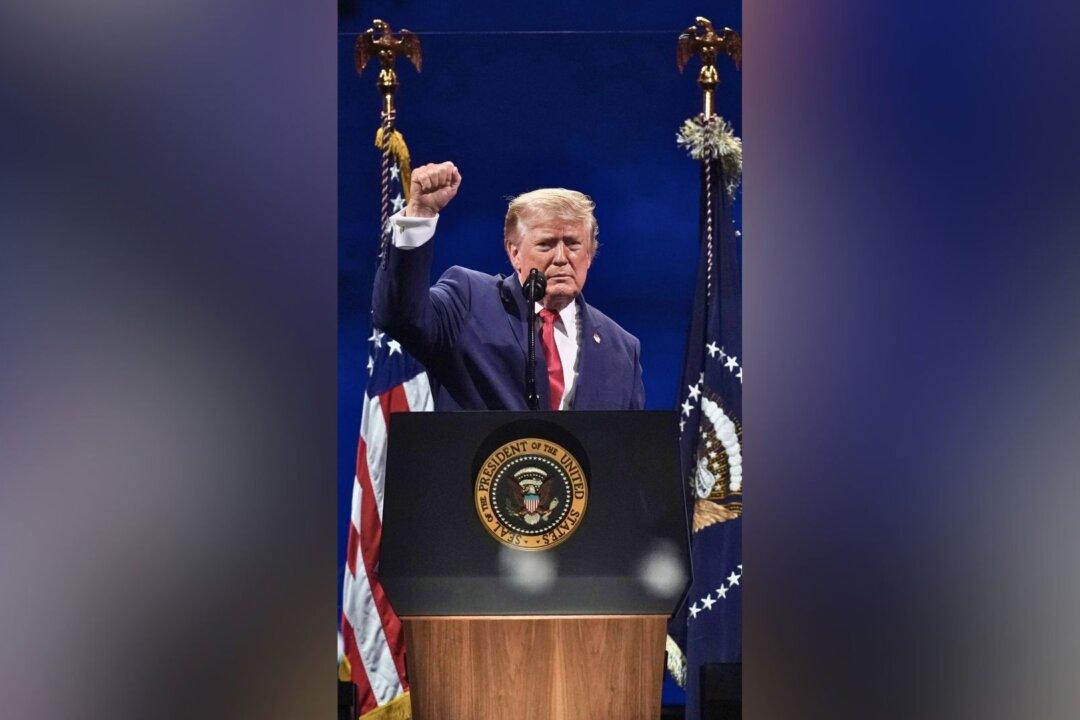 Trump: Communism is a Loser