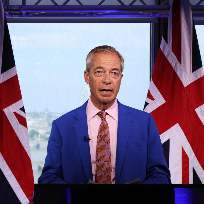 UK’s Farage Resigns as MP, Seeking Reelection Amid Finance Scrutiny