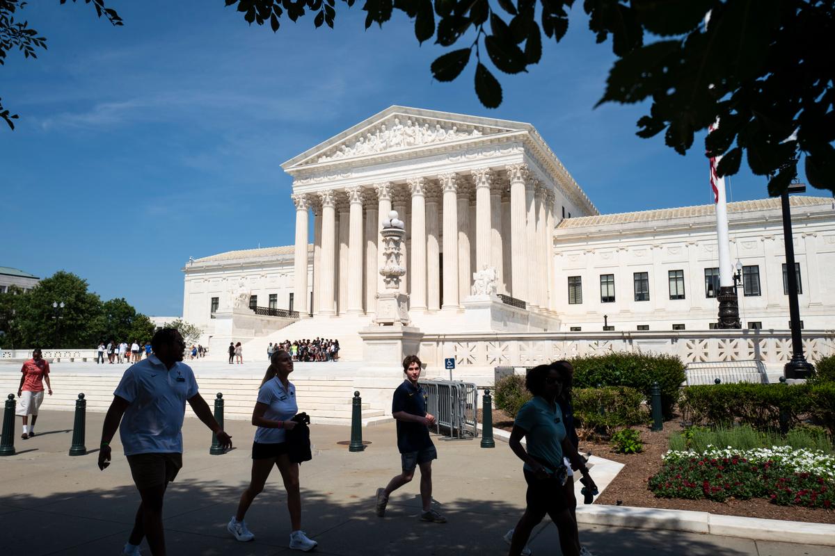 Trump Asks Supreme Court to Allow Restrictions on Mail-In Voting to Take Effect