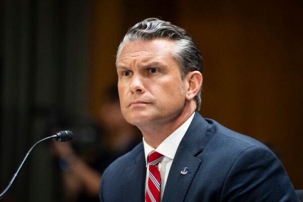 LIVE NOW: Hegseth Hosts Mexican Border Defense Medal Ceremony at Pentagon