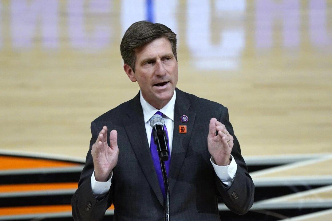 Rep. Greg Stanton Defeats Democratic Socialist Challenger in Arizona