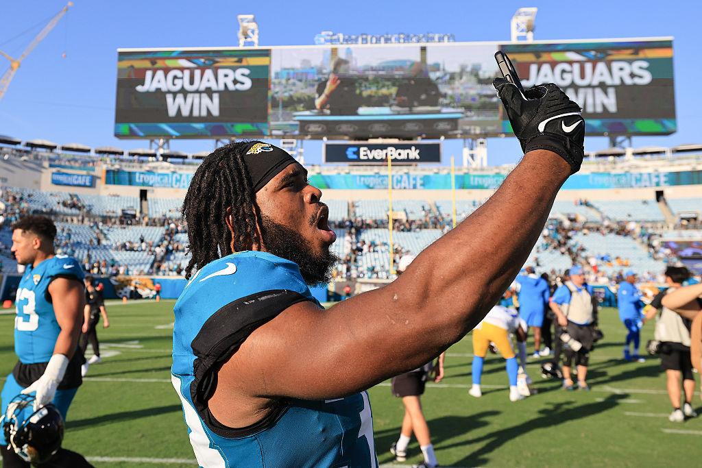 Jags’ Head Coach Has High Expectations for RB Bhayshul Tuten: ‘Go Be Special’