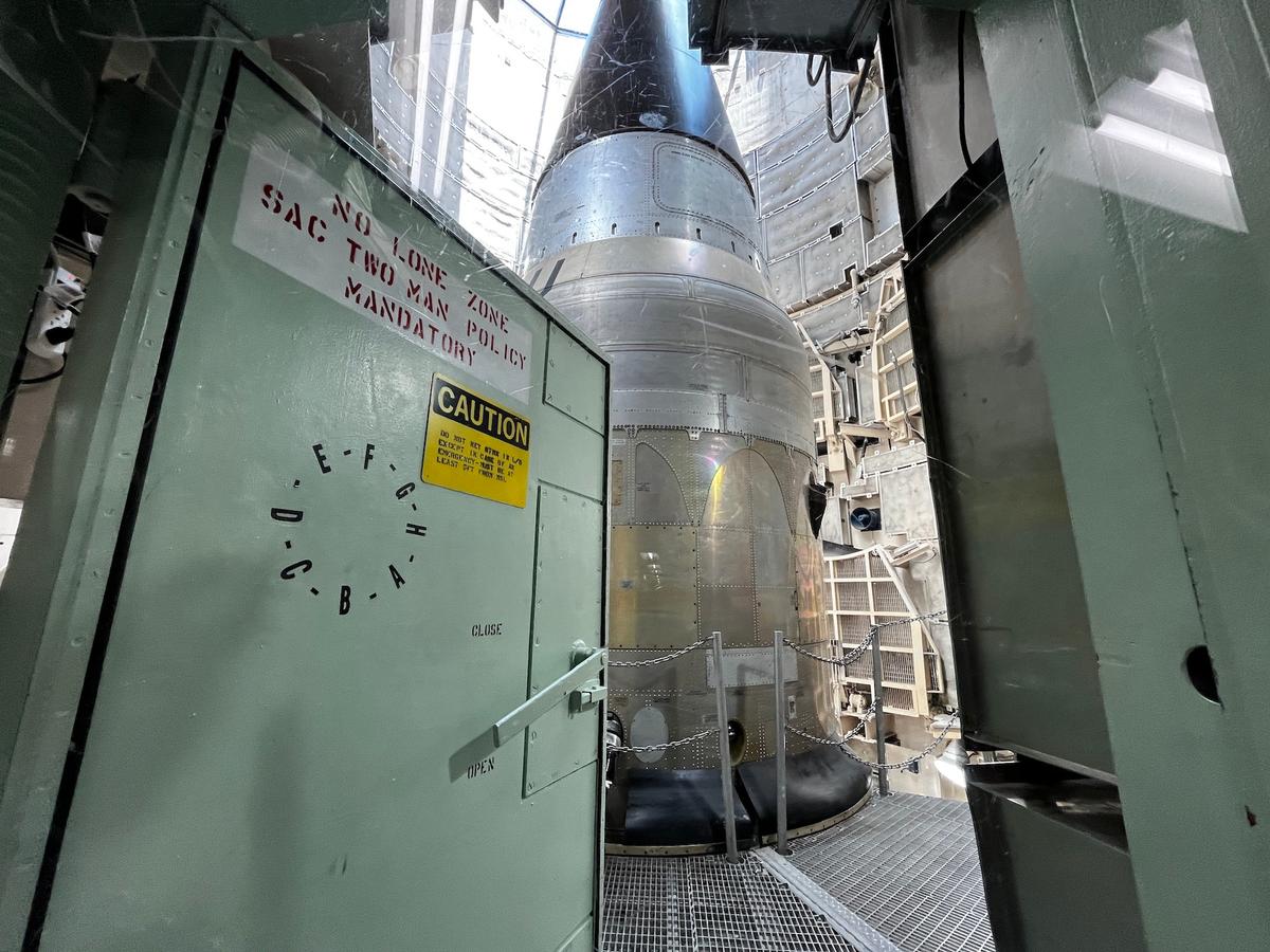 The Guardians of the Nukes in the Cold War