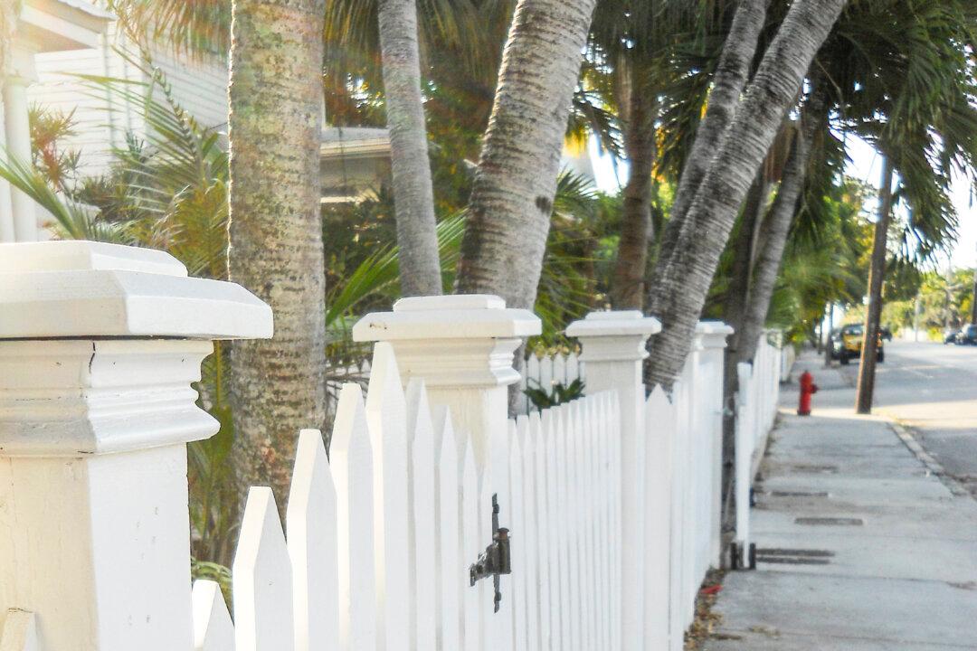 Replace a Fence Gate