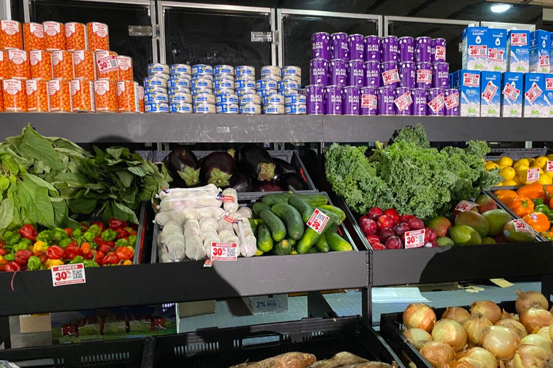 Mamdani’s NYC-Run Grocery Stores to Sell Food Staples at 30 Percent Discount